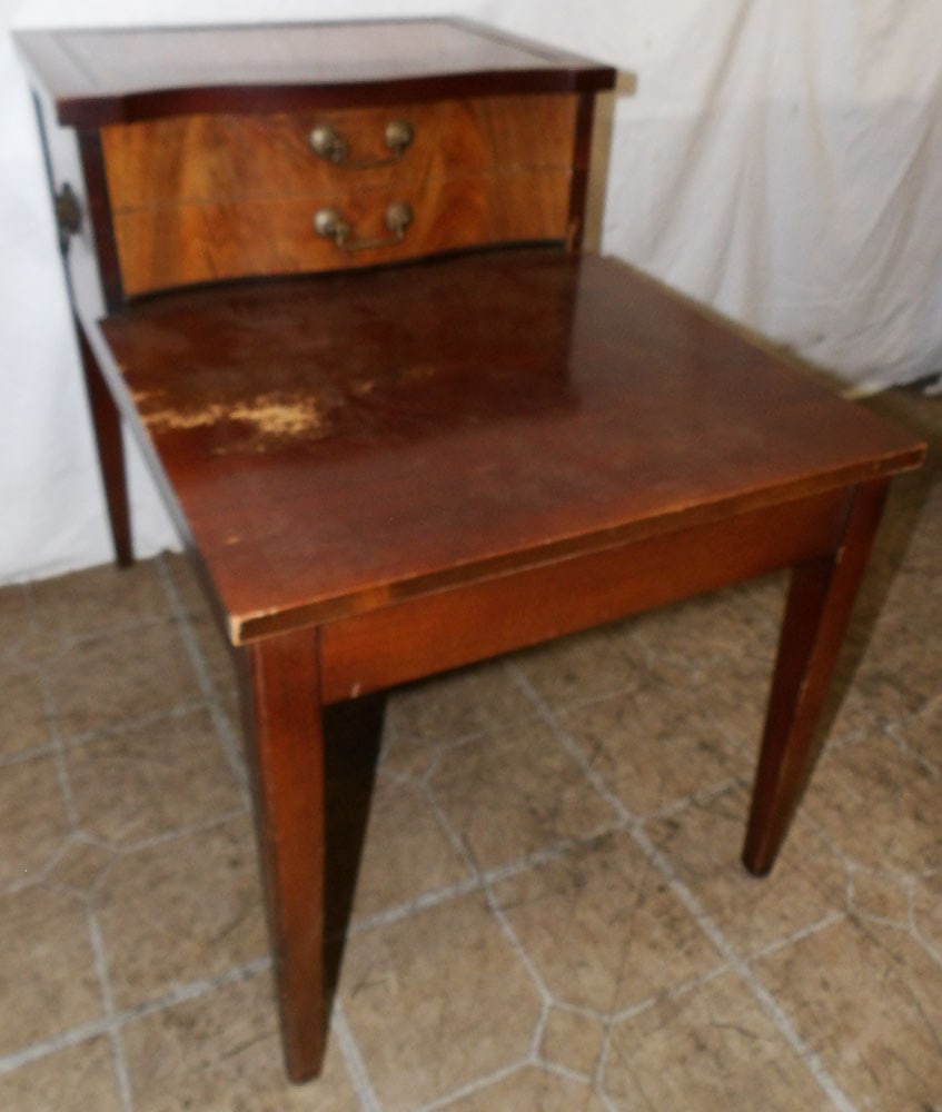 Mahogany End Table - 4