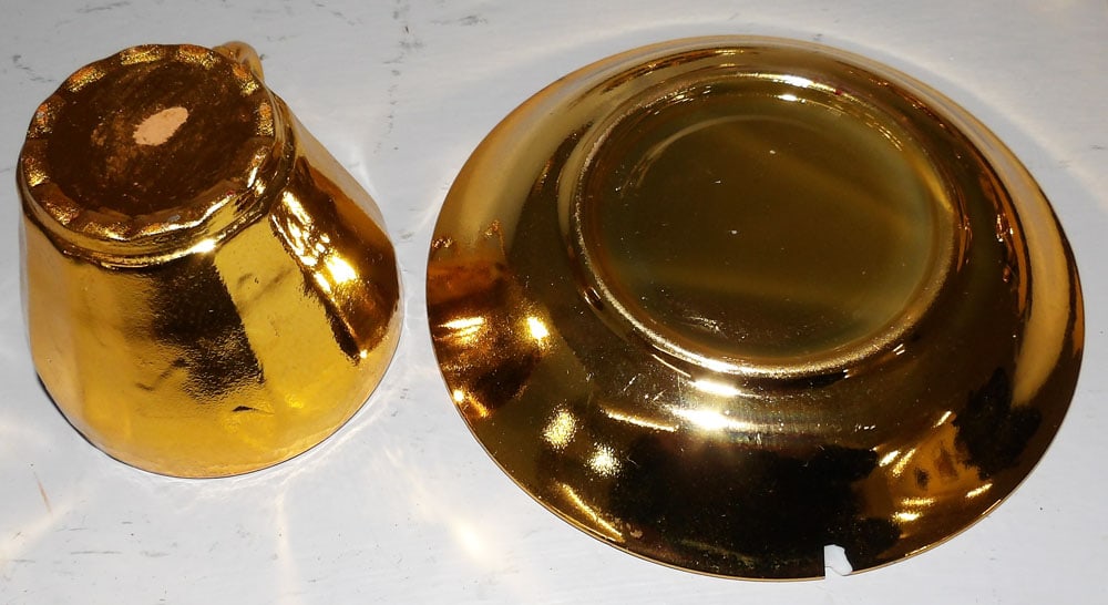 Gilded Porcelain Tea Set - 4