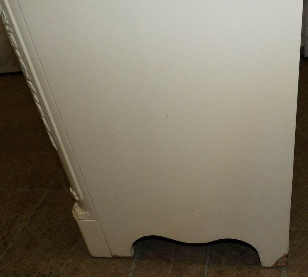 Painted Two Over Two Serpentine Front Chest - 7