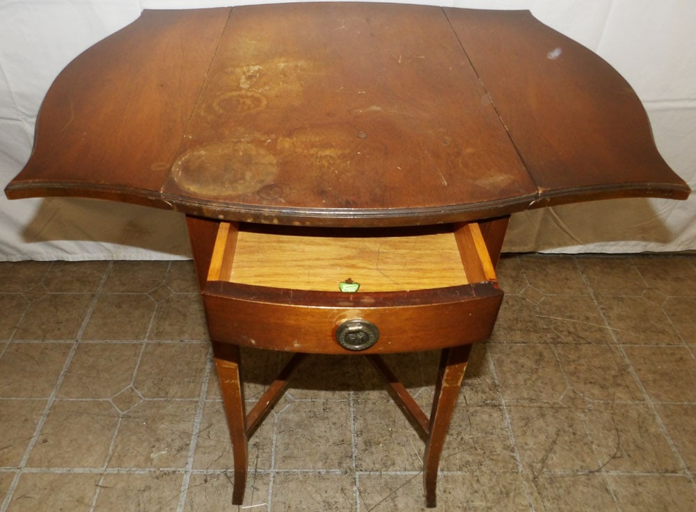 Mahogany One Drawer Drop Leaf Table - 4