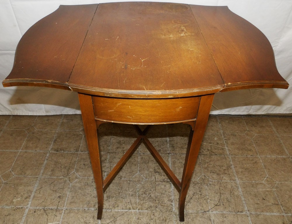 Mahogany One Drawer Drop Leaf Table - 7