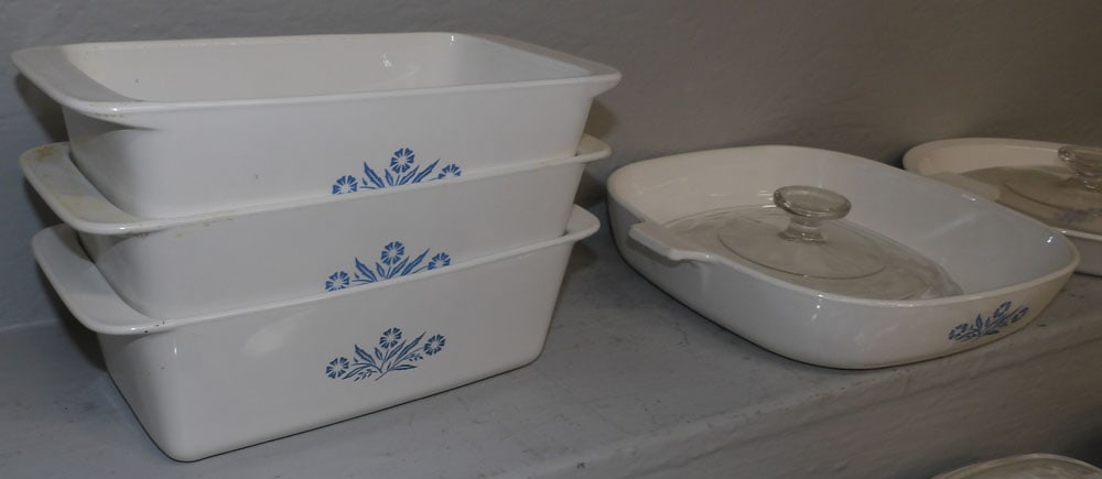Lot Corning Ware Serving Dishes - 5