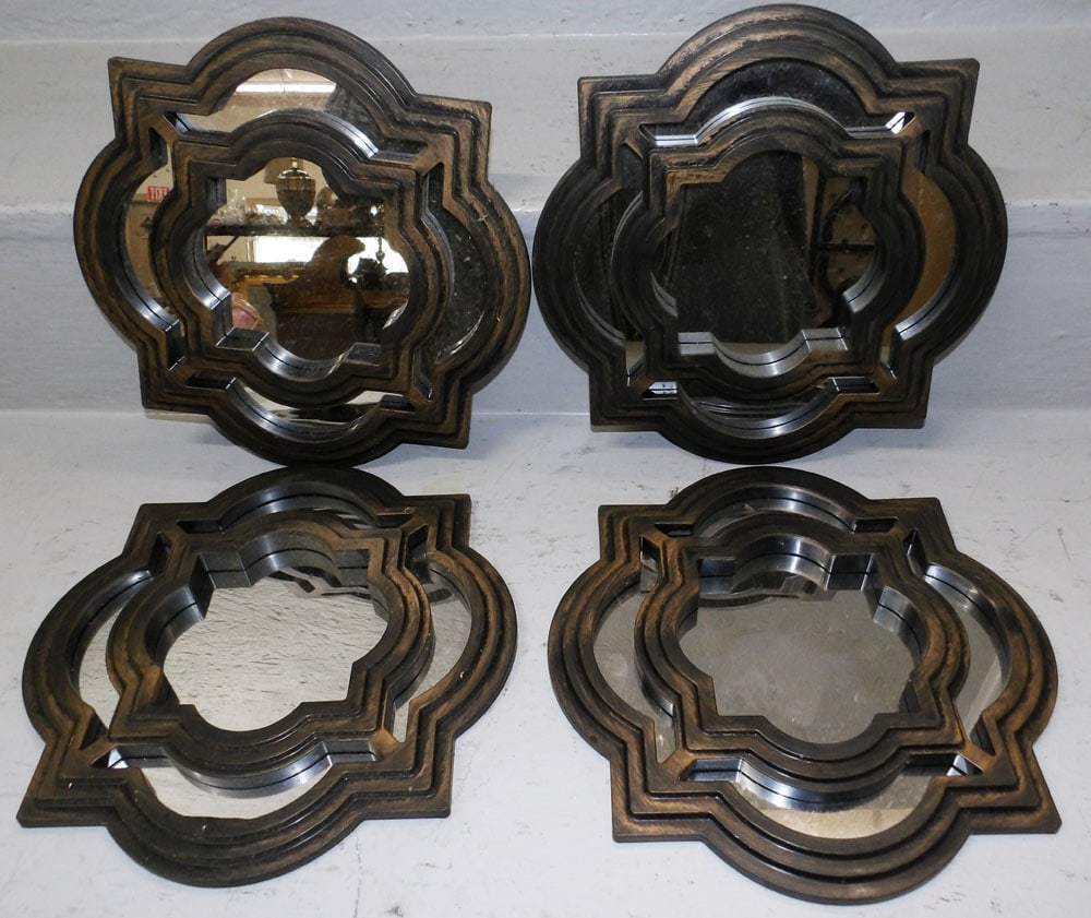 Lot Four Small Painted Framed Mirrors (1 of 2)
