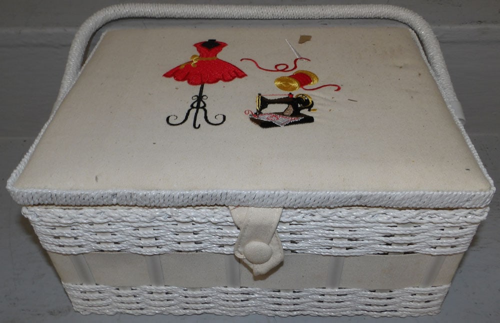 Sewing Basket: Sewing Basket. 6 1/2" H 13" W 10" D "ALL DESCRIPTIONS AND ANY CONDITION STATEMENT GIVEN BY LANGSTON AUCTION GALLERY ARE STRICTLY OPINIONS AND LANGSTON'S SHALL HAVE NO RESPONSIBILITY FOR ERRORS OR