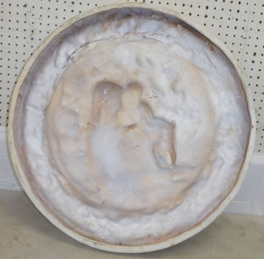 Painted Resin Wall Plaque - 4