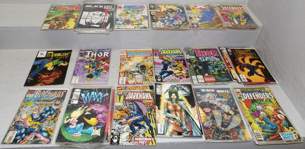 Lot 60 Comic Books (1 of 5)