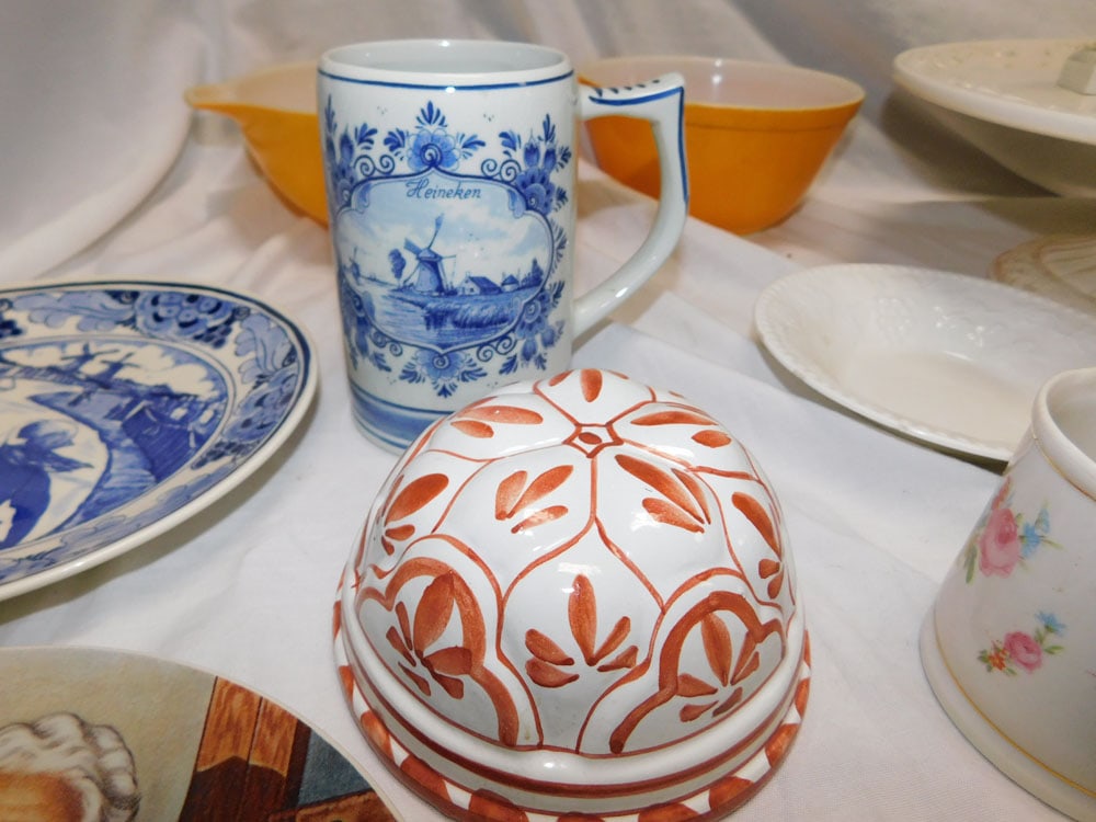 Lot Porcelain Items - 5