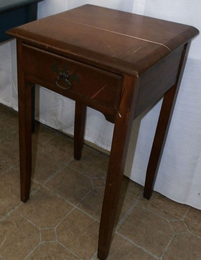 Maple One Drawer Stand - 3