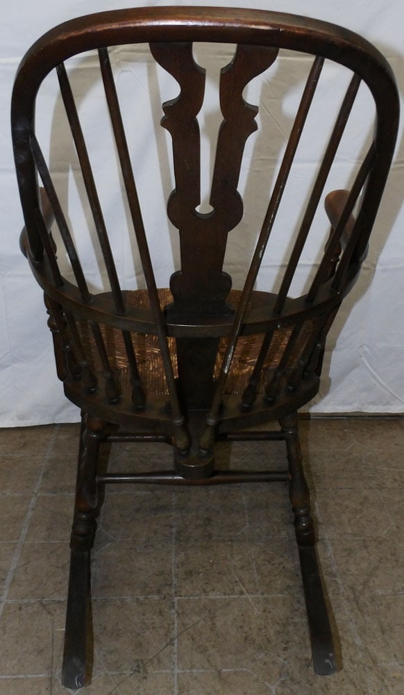 Walnut Rush Botton Rocker - 5