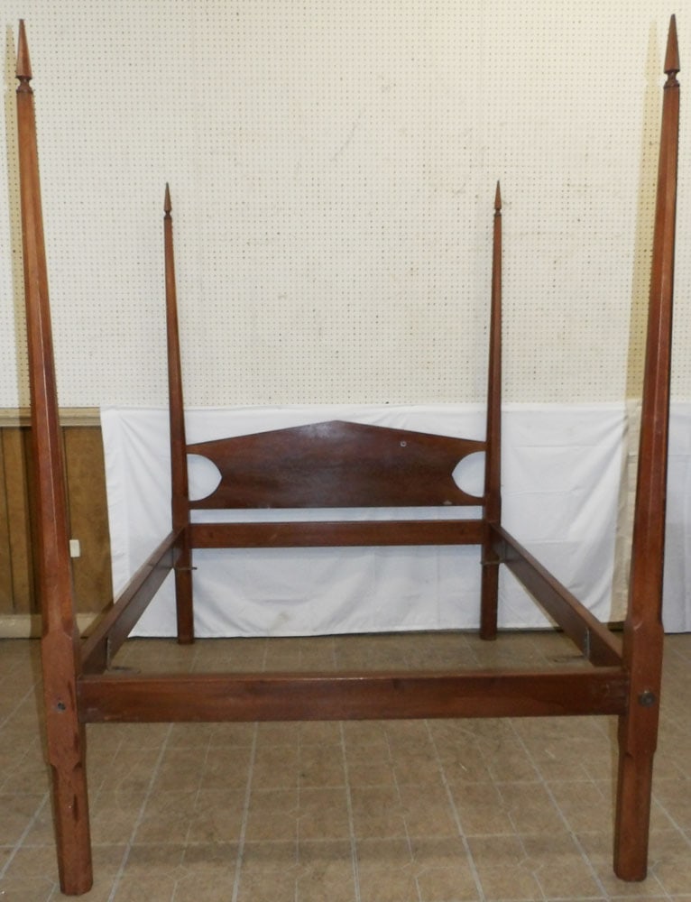 Cherry Pencil Post Full Size Bed With Bolts & Rails (1 of 4)