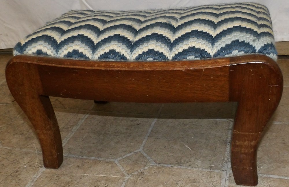 Mahogany Needlepoint Top Foot Stool By Biggs (1 of 4)