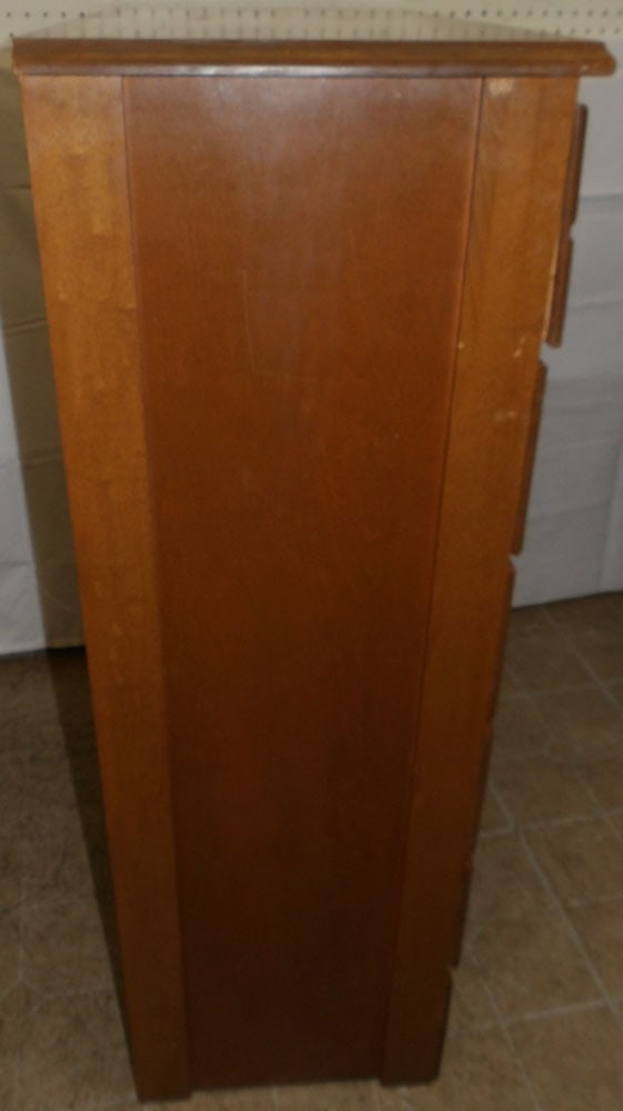 Maple Five Drawer Chest - 6