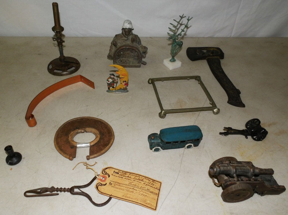 Lot of Metal Items (1 of 3)
