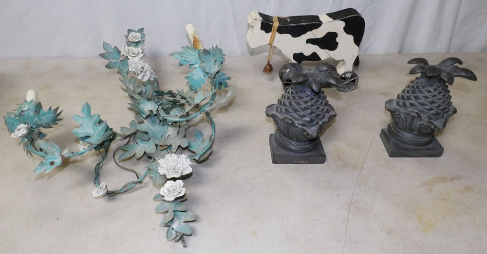 Lot of Metal, Wood, & Resin Decorative Items (1 of 3)