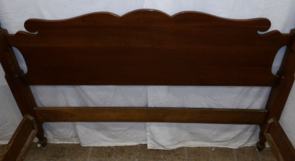 Cherry Full Size Bed with Rails - 4