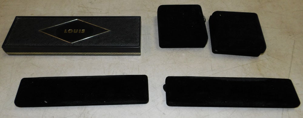 Lot of Men & Women's Wristwatches (1 of 6)