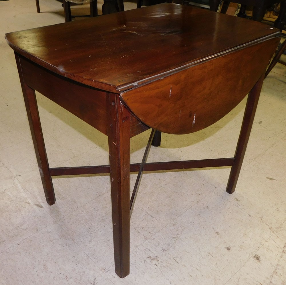 19th Century Walnut Stretcher Base Drop Leaf Table: 19th Century Walnut Stretcher Base Drop Leaf Table . 27 1/2" H 21" W 30" D ALL DESCRIPTIONS AND ANY CONDITION STATEMENT GIVEN BY LANGSTON AUCTION GALLERY ARE STRICTLY OPINIONS AND LANGSTON'S SHALL