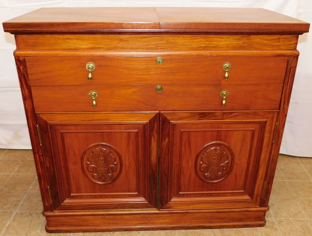 Oriental Teak Wood Folding Top Bar Cabinet: Oriental Teak Wood Folding Top Bar Cabinet . 34 3/4" H 39" W 18" D ALL DESCRIPTIONS AND ANY CONDITION STATEMENT GIVEN BY LANGSTON AUCTION GALLERY ARE STRICTLY OPINIONS AND LANGSTON'S SHALL HAVE NO