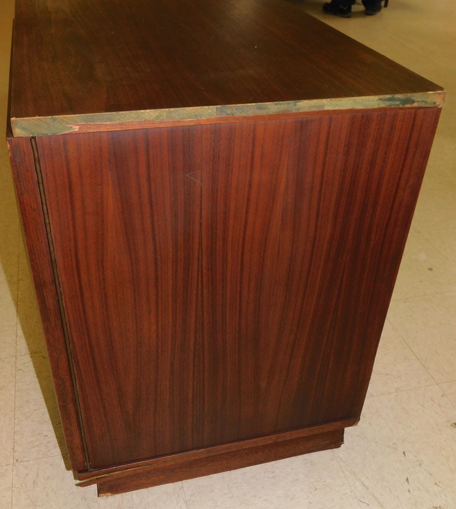 Mid Century Modern Walnut Case Radio - 8