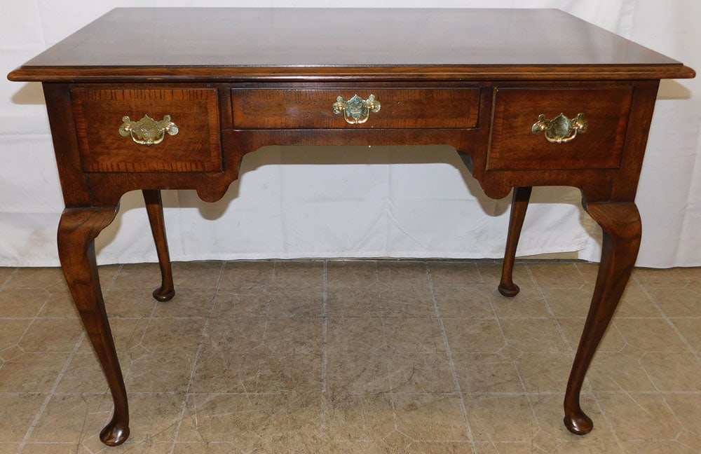 Oak Banded Top Three Drawer Queen Anne Style Ladies Desk by Henredon (1 of 7)