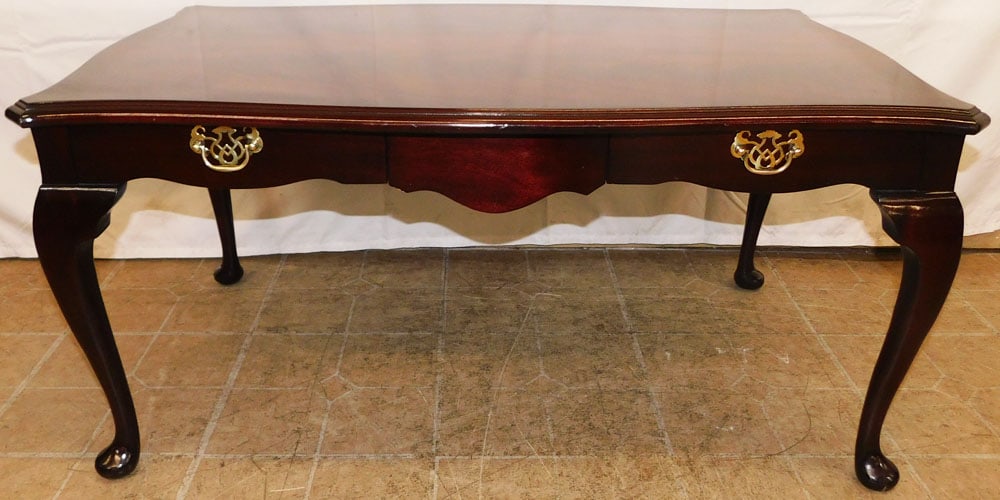 Mahogany Queen Anne Style Coffee Table with Two Drawers by Bridgecraft, England: Mahogany Queen Anne Style Coffee Table with Two Drawers by Bridgecraft, England. 19 1/4" H 39" W 23 1/2" D ALL DESCRIPTIONS AND ANY CONDITION STATEMENT GIVEN BY LANGSTON AUCTION GALLERY ARE STRICTLY