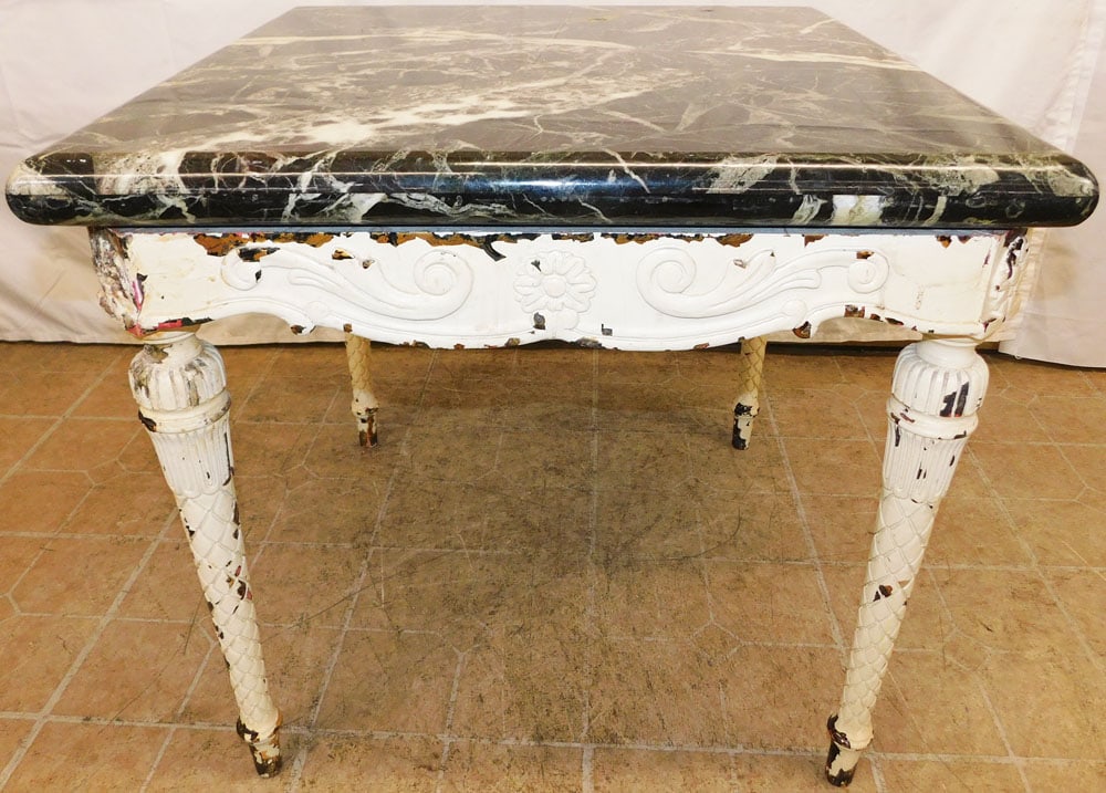 Painted Carved Wood & Marble Top Neoclassical Lamp Table: Painted Carved Wood & Marble Top Neoclassical Lamp Table . 26" H 28" W 27 1/4" D ALL DESCRIPTIONS AND ANY CONDITION STATEMENT GIVEN BY LANGSTON AUCTION GALLERY ARE STRICTLY OPINIONS AND LANGSTON'S
