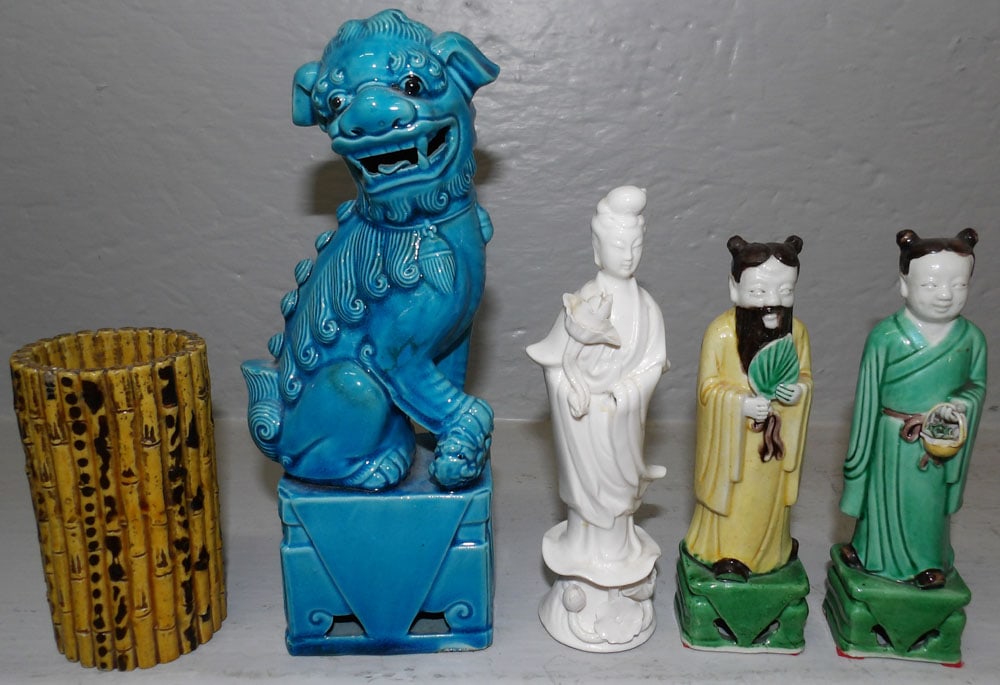 Lot of Oriental Porcelain Figurines & Small Faux Bamboo Vase (1 of 4)