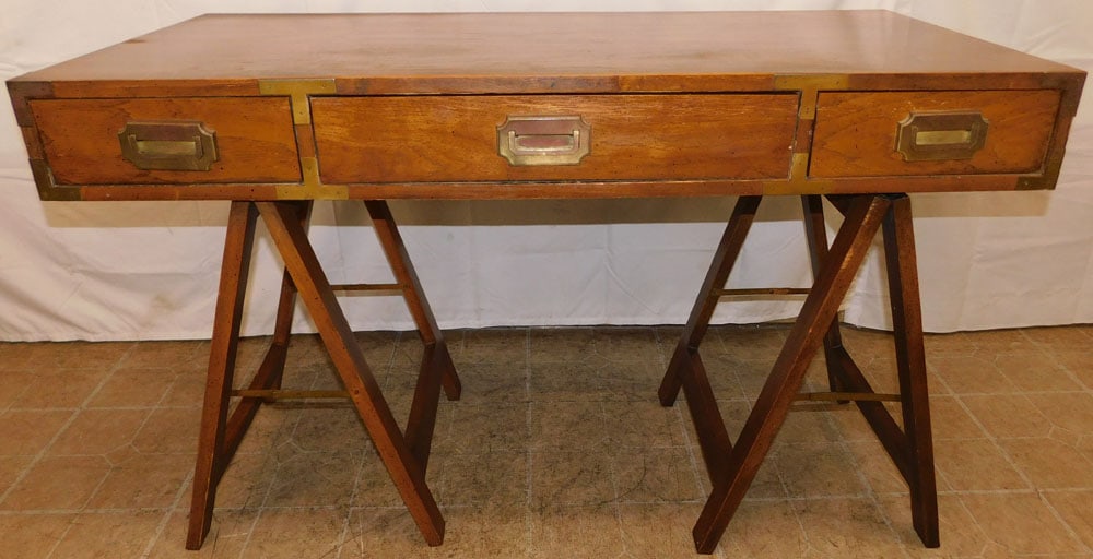 Walnut Campaign Style Mid Century Modern Desk: Walnut Campaign Style Mid Century Modern Desk . 29 3/4" H 50 1/4" W 24 1/4" D ALL DESCRIPTIONS AND ANY CONDITION STATEMENT GIVEN BY LANGSTON AUCTION GALLERY ARE STRICTLY OPINIONS AND LANGSTON'S