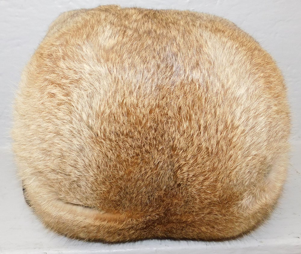 Vintage Fur Muff: Vintage Fur Muff. 9" H 9" Dia. ALL DESCRIPTIONS AND ANY CONDITION STATEMENT GIVEN BY LANGSTON AUCTION GALLERY ARE STRICTLY OPINIONS AND LANGSTON'S SHALL HAVE NO RESPONSIBILITY FOR ERRORS OR