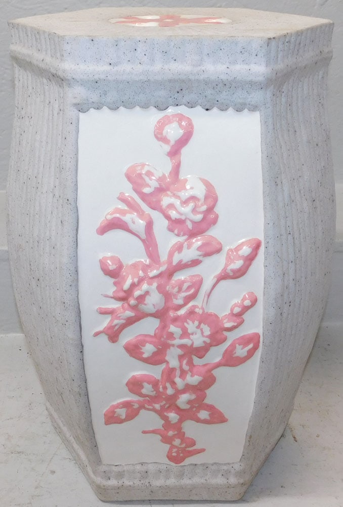 Porcelain Garden Seat: Porcelain Garden Seat . 19 1/4" H 13 1/4" Dia. ALL DESCRIPTIONS AND ANY CONDITION STATEMENT GIVEN BY LANGSTON AUCTION GALLERY ARE STRICTLY OPINIONS AND LANGSTON'S SHALL HAVE NO RESPONSIBILITY FOR ERRO