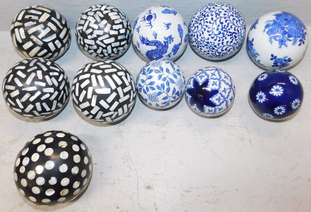 Lot of Oriental Blue & White Porcelain & Mother of Pearl Decorative Balls: Lot of Oriental Blue & White Porcelain & Mother of Pearl Decorative Balls. Up to 4" Dia. ALL DESCRIPTIONS AND ANY CONDITION STATEMENT GIVEN BY LANGSTON AUCTION GALLERY ARE STRICTLY OPINIONS AND LANGST