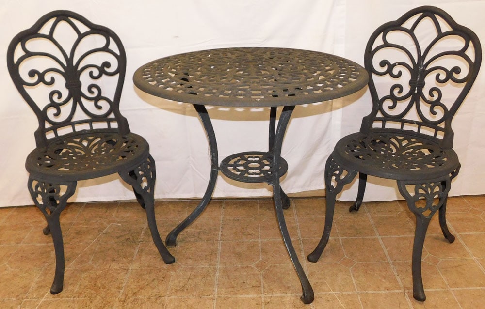 Painted Cast Iron Outdoor Table & Two Chairs (1 of 7)