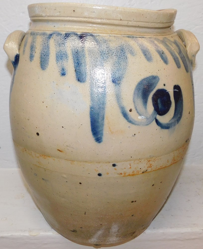 Antique Four Gallon Blue Decorated Stoneware Crock (1 of 6)