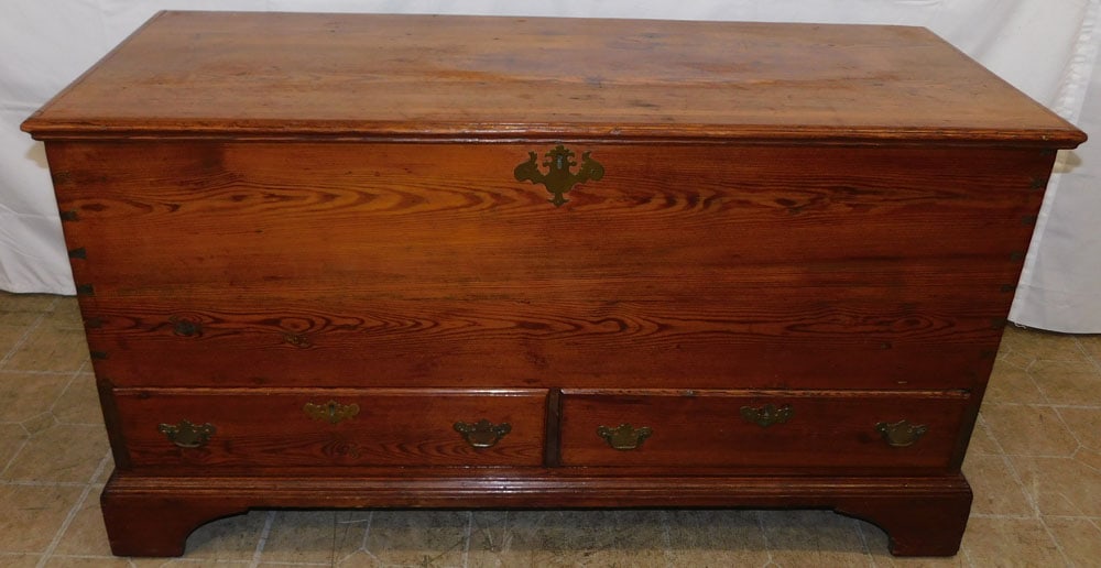 19th Century Southern Heart Pine Blanket Chest with Two Drawers (1 of 12)
