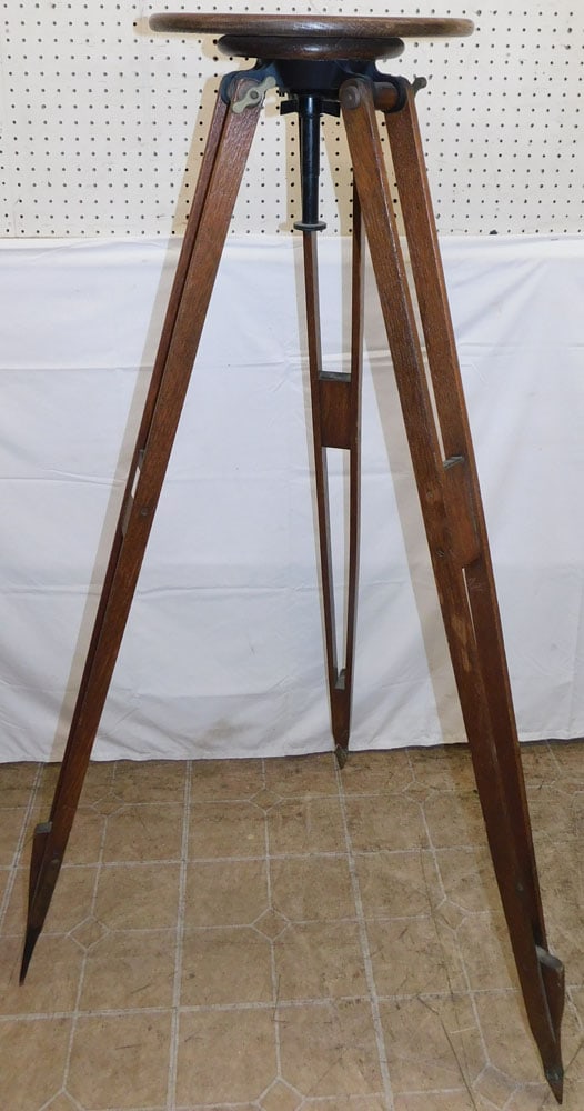Antique Oak Tripod Base Added Top Fern Stand: Antique Oak Tripod Base Added Top Fern Stand . 57 1/2" H 14 1/2" Dia. ALL DESCRIPTIONS AND ANY CONDITION STATEMENT GIVEN BY LANGSTON AUCTION GALLERY ARE STRICTLY OPINIONS AND LANGSTON'S SHALL HAVE