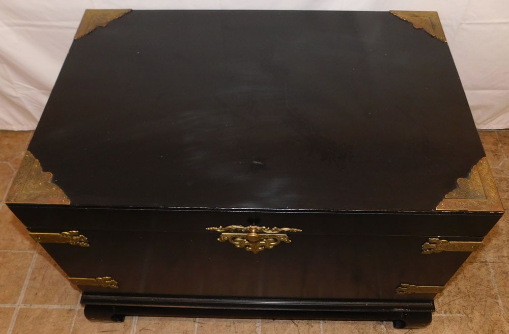 Oriental Box on Stand - 2