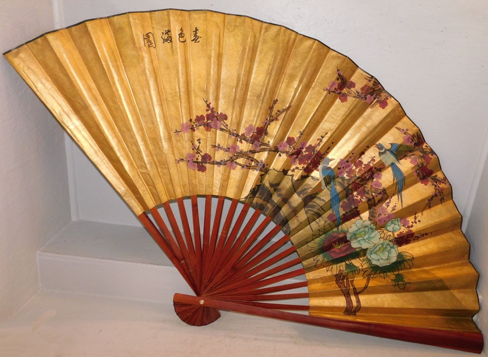 Large Enclosed Bamboo & Rice Paper Hand Painted Oriental Fan (1 of 5)