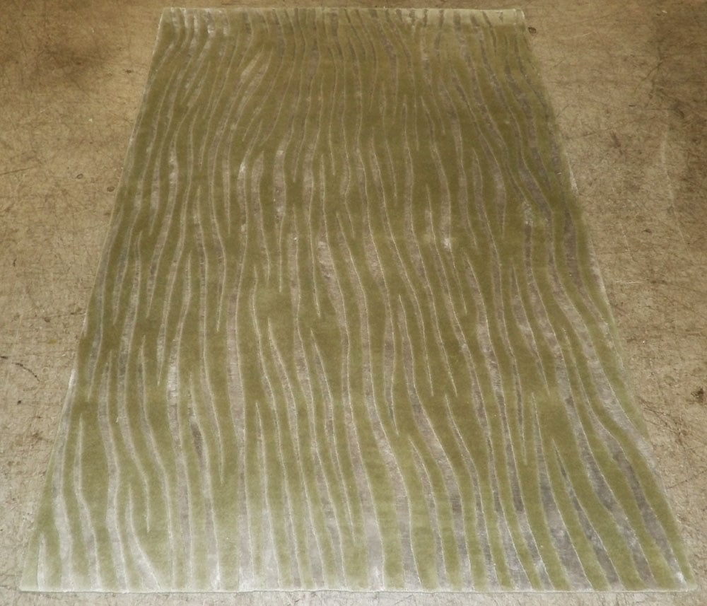 5' 1" x 7' 10" Modern Rug (1 of 6)