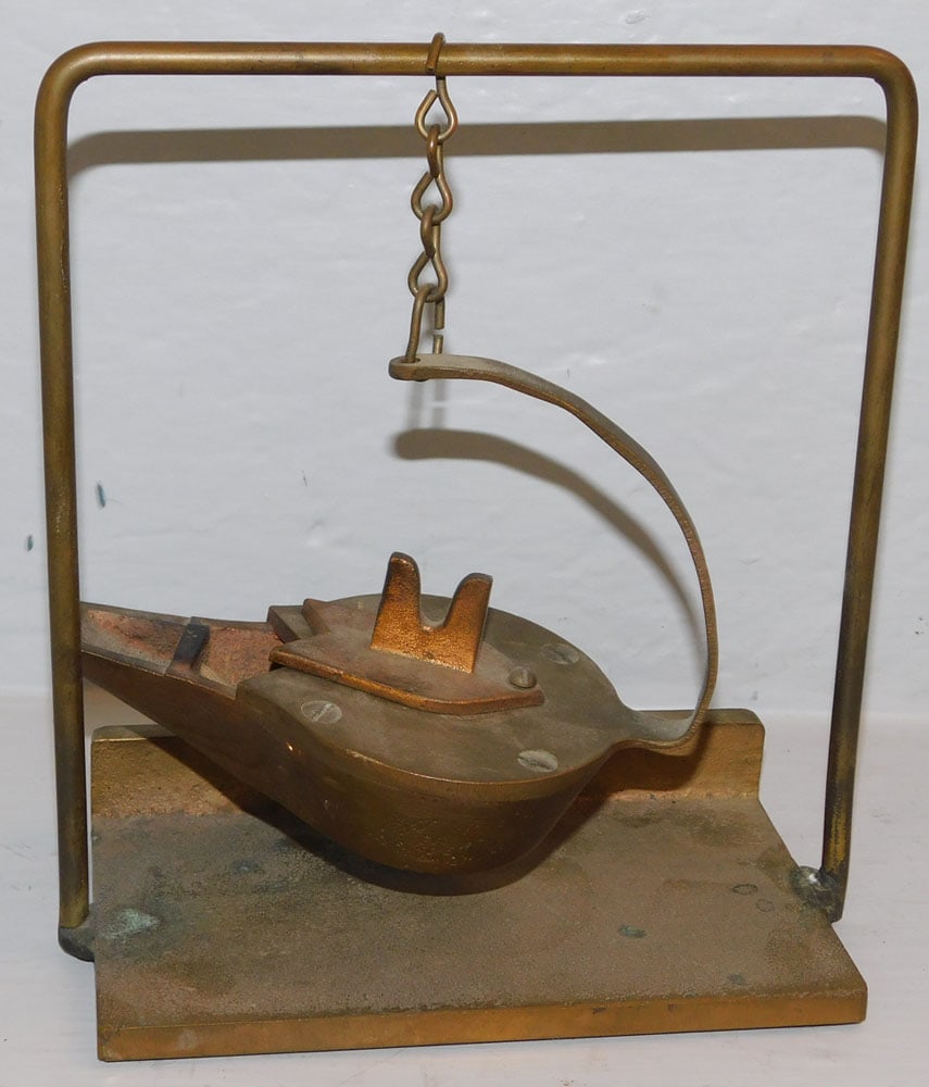 Cast Bronze Grease Lamp - 3