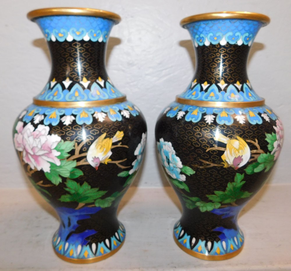 Pair of Cloisonne Vases with Bird Motif: Pair of Cloisonne Vases with Bird Motif . 12" H 6 1/4" Dia. ALL DESCRIPTIONS AND ANY CONDITION STATEMENT GIVEN BY LANGSTON AUCTION GALLERY ARE STRICTLY OPINIONS AND LANGSTON'S SHALL HAVE NO RESPONSIBI