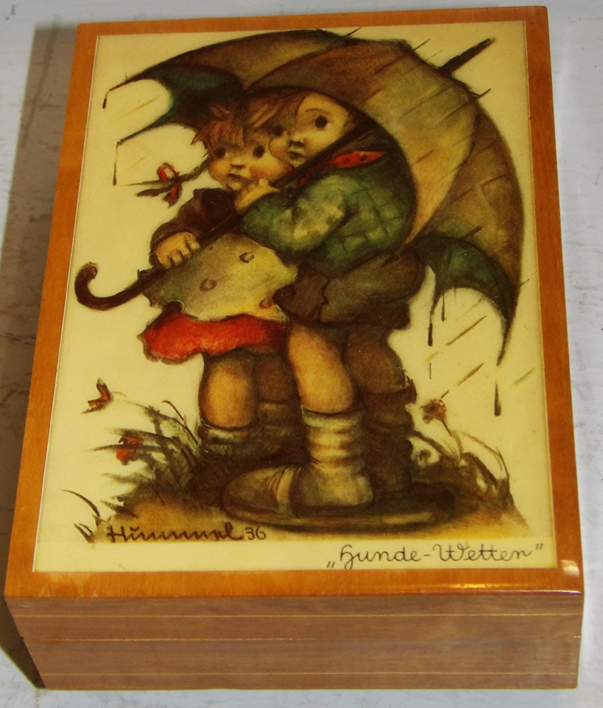 Vintage Hummel Swiss Music Box, (Working): Vintage Hummel Swiss Music Box, (Working). ALL DESCRIPTIONS AND ANY CONDITION STATEMENT GIVEN BY LANGSTON AUCTION GALLERY ARE STRICTLY OPINIONS AND LANGSTON'S SHALL HAVE NO RESPONSIBILITY FOR ERRORS O