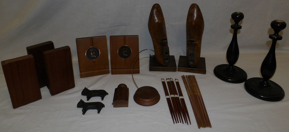 Lot of Wooden Items (1 of 7)