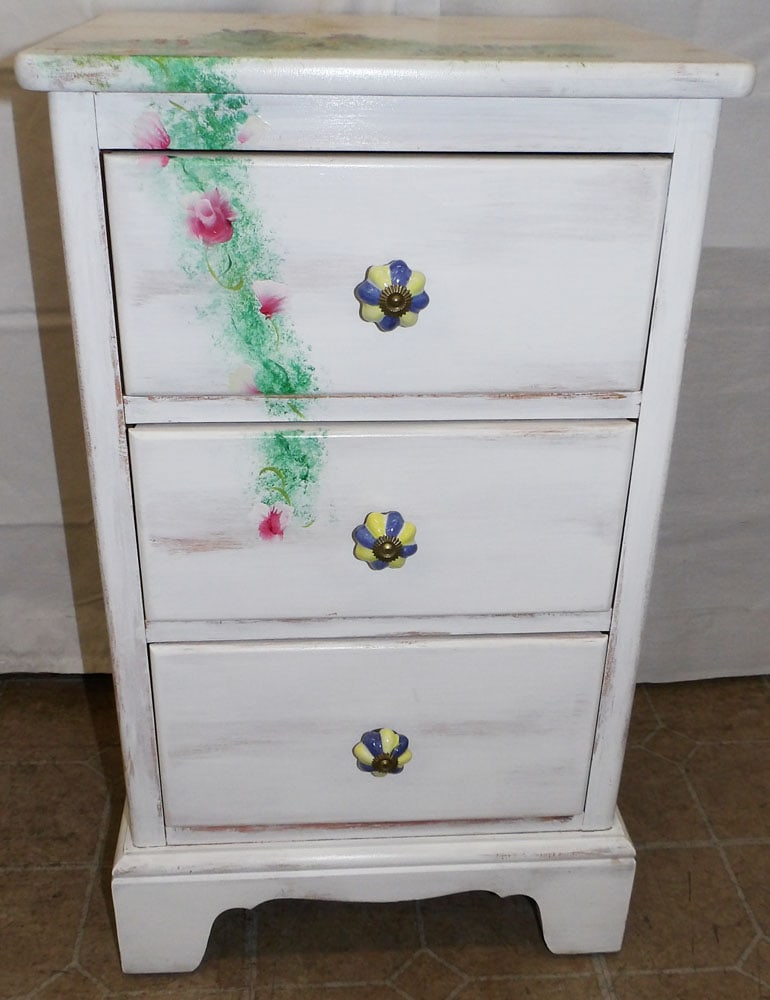Painted Three Drawer Night Stand: Painted Three Drawer Night Stand . 28 3/4" H 17" W 15" D "ALL DESCRIPTIONS AND ANY CONDITION STATEMENT GIVEN BY LANGSTON AUCTION GALLERY ARE STRICTLY?OPINIONS?AND LANGSTON'S SHALL HAVE NO RESPONSIBILI