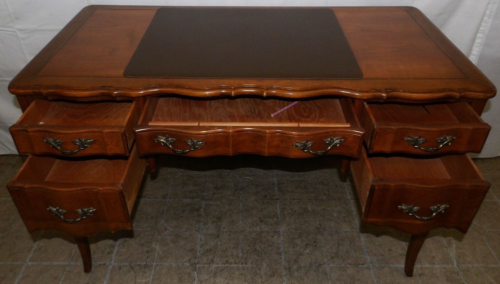 Cherry French Provincial Dressing Table - 3