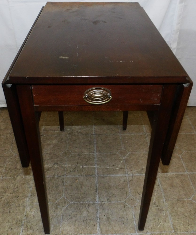 Mahogany One Drawer Pembroke Table (1 of 8)