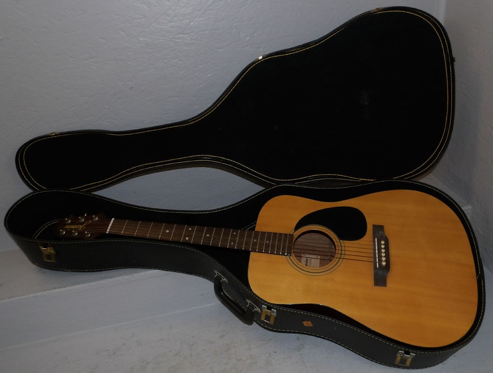 Jasmine Guitar in Original Case by Takamine: Jasmine Guitar in Original Case by Takamine. 44 1/2" L 17 1/2" W "ALL DESCRIPTIONS AND ANY CONDITION STATEMENT GIVEN BY LANGSTON AUCTION GALLERY ARE STRICTLY?OPINIONS?AND LANGSTON'S SHALL HAVE NO RESP