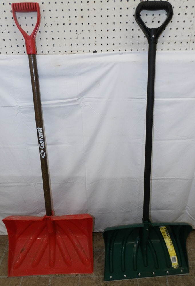 Two Shovels (1 of 5)