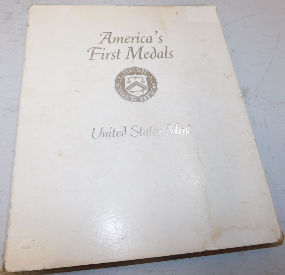 Lot of Eleven Medals Commemorating Battles of the American Revolution in Book (1 of 6)