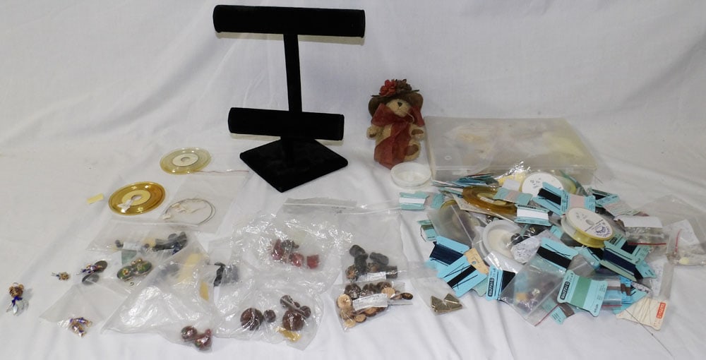 Lot of Jewelry Making Items: Lot of Jewelry Making Items . Up to 10 1/2" H 9 1/2" W ALL DESCRIPTIONS AND ANY CONDITION STATEMENT GIVEN BY LANGSTON AUCTION GALLERY ARE STRICTLY OPINIONS AND LANGSTON'S SHALL HAVE NO RESPONSIBILITY 
