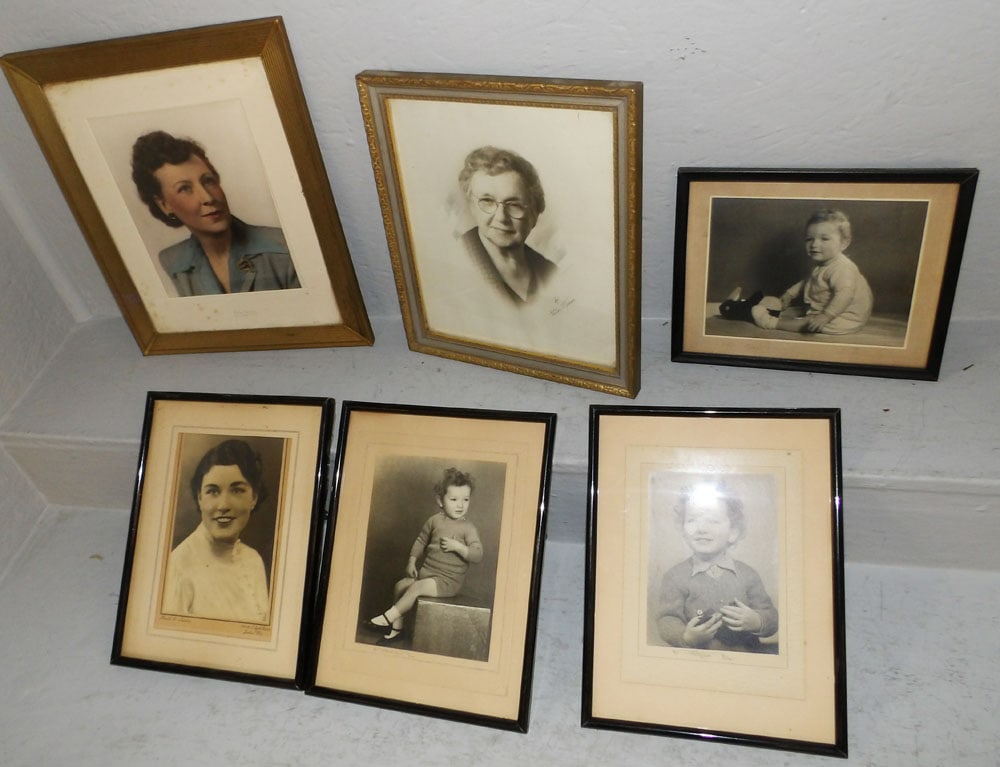 Lot of Vintage Photos (1 of 5)